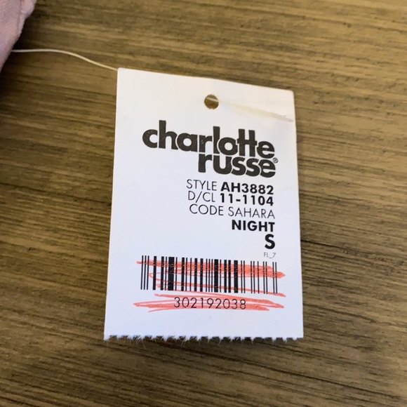 Crop top tank top. NEW - Picture 5 of 6